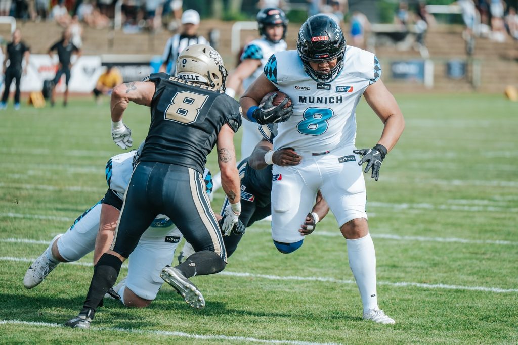 Another one in the bag. Still work to do. Let’s keep pushing.

#gameday #munich #ravens #munichravens #unleashyourwings #anotherwin #berlinthunder #football