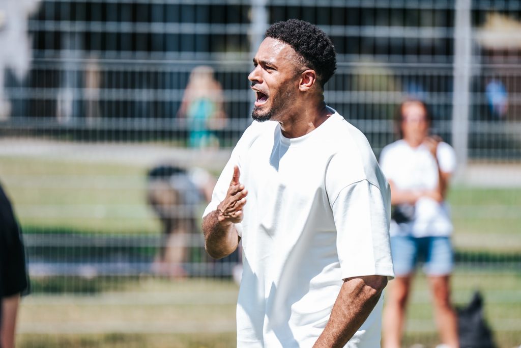 I had the opportunity to photograph the NFL stars Amon-Ra St. Brown and his brother Equanimeous St. Brown at their football camp — and what a day it was! The atmosphere was full of energy, motivation, and amazing people. Grateful to be part of it and capture these unforgettable moments behind the lens. 

#StBrownCamp #AmonRa #Equanimeous #FootballCamp #NFL
