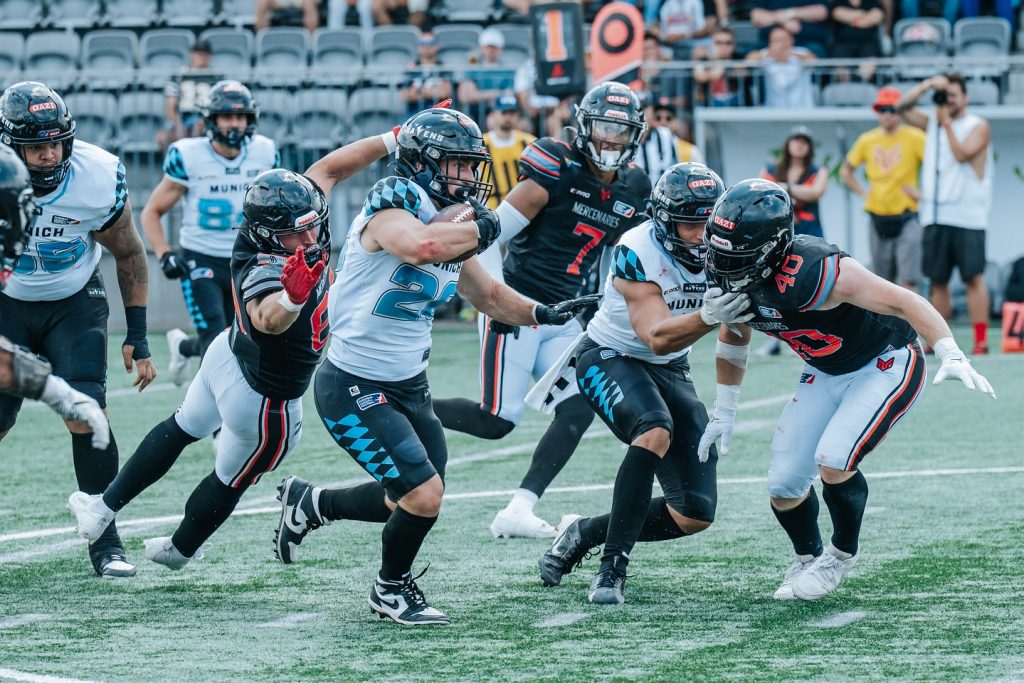 One game at a time. 
Next week – next W. We’re locked in.

#munich #ravens #munichravens #gameday #roadtoplayoffs #win #switzerland #helveticmercenaries