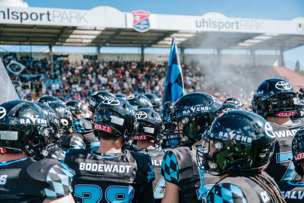 From the first whistle to the last, we left everything out there. The season ends, the legacy continues. Grateful be a part of it 

#munich #ravens #munichravens #gameday #semifinals #stuttgart #surge #football