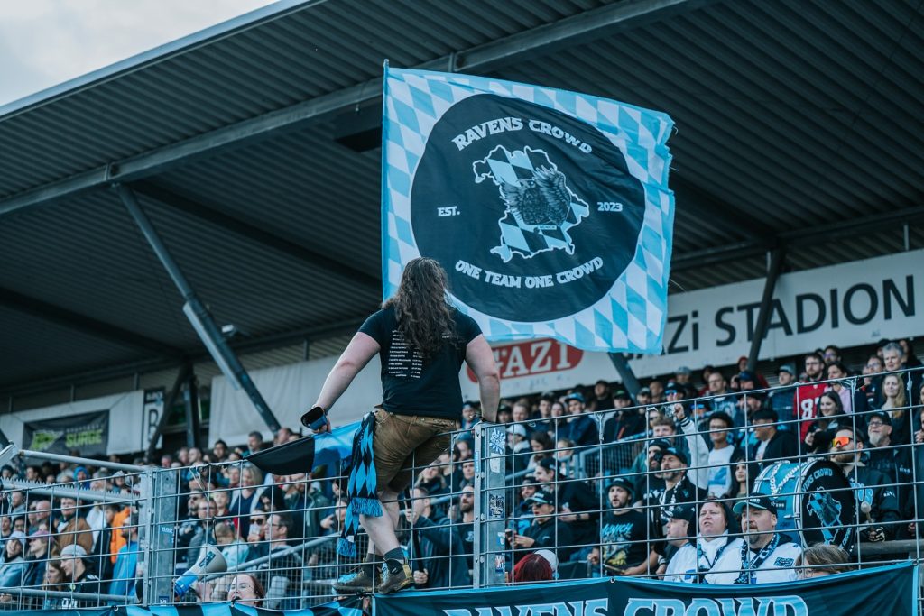 Didn’t punch it in this time—time to reload and hit harder.

📸 Danke für das Foto von mir @zwenjazwenja 

#munich #ravens #football #gameday #unleashyourwings #keepfighting