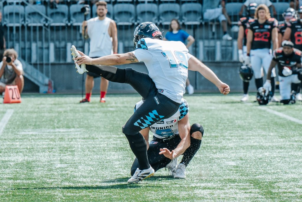 One game at a time. 
Next week – next W. We’re locked in.

#munich #ravens #munichravens #gameday #roadtoplayoffs #win #switzerland #helveticmercenaries