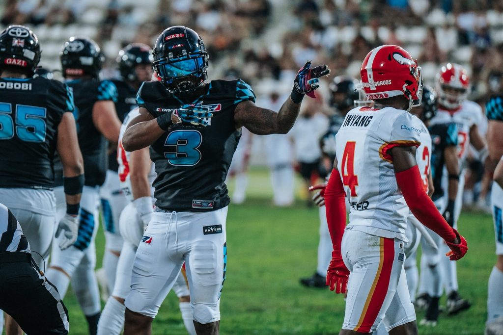 Tough battle, big win. Took down Madrid — one step closer to the playoffs.

#munich #ravens #munichravens #gameday #madrid #madridbravos #hardfight #win #roadtoplayoff