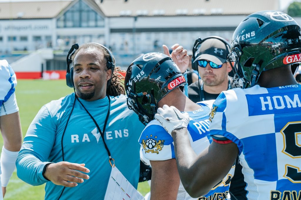 Every yard counts – and we’re still chasing that playoff dream.

#munich #ravens #munichravens #football #gameday #madrid #bravos #victorymonday