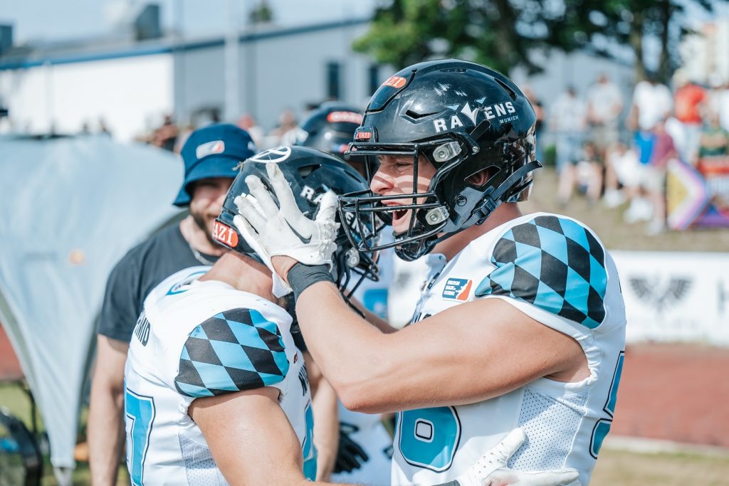 Another one in the bag. Still work to do. Let’s keep pushing.

#gameday #munich #ravens #munichravens #unleashyourwings #anotherwin #berlinthunder #football