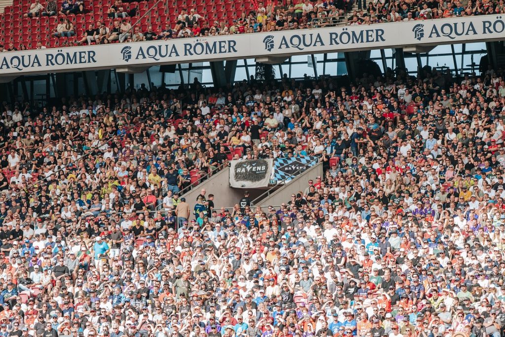 Great opportunity to photograph the ELF Championchip Game between Stuttgart Surge and the Vienna Vikings. Congratulations to Surge.

#Gameday #stuttgartsurge #viennavikings #championchip #vfb