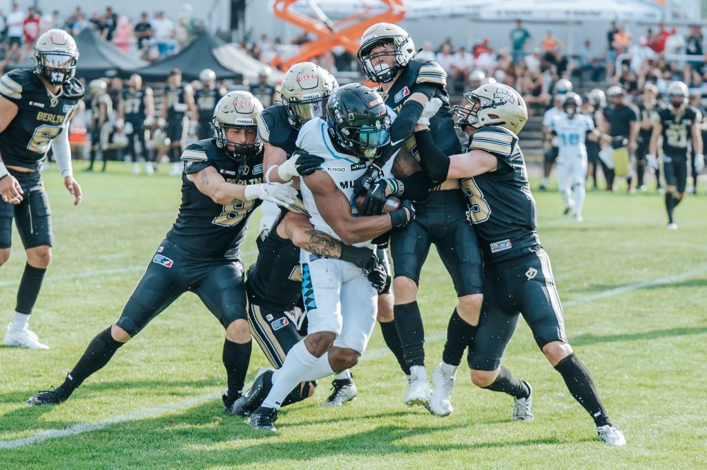 Another one in the bag. Still work to do. Let’s keep pushing.

#gameday #munich #ravens #munichravens #unleashyourwings #anotherwin #berlinthunder #football