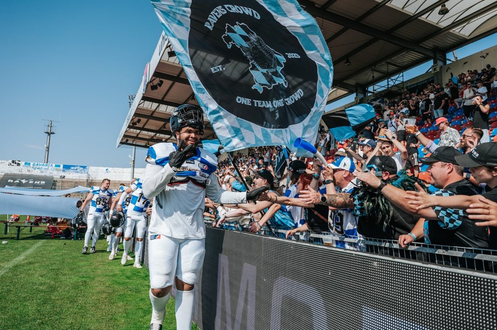 Every yard counts – and we’re still chasing that playoff dream.

#munich #ravens #munichravens #football #gameday #madrid #bravos #victorymonday