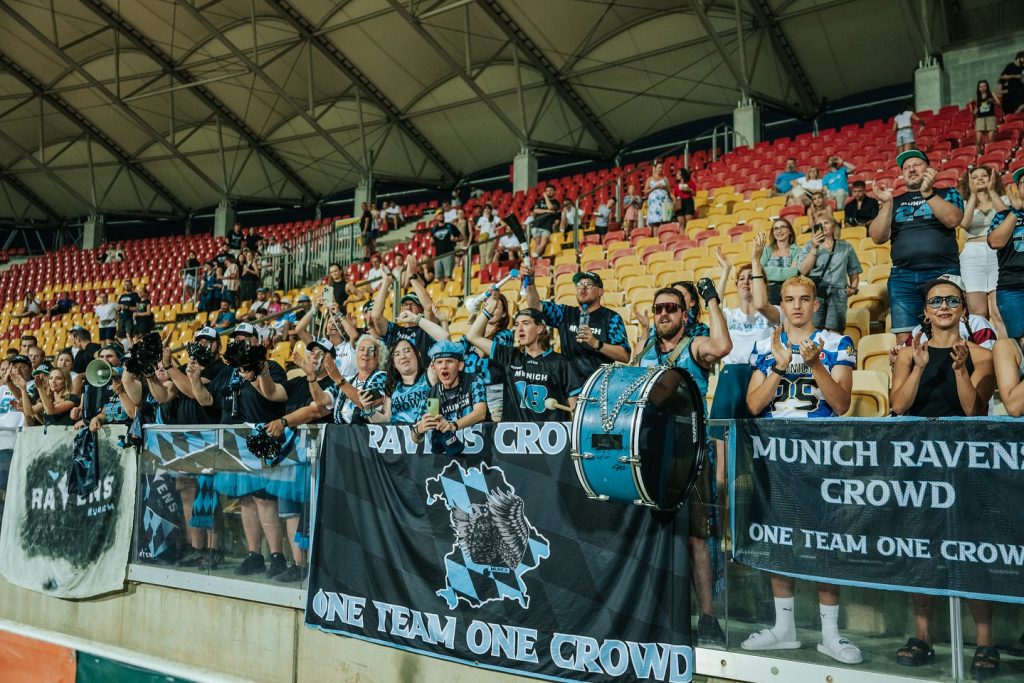 Every drop of sweat, every hit, every yard led us here. Now the true fight begins – the playoffs.

#munich #ravens #munichravens #ravenscrowd #gameday #win #roadtoplayoffs #wroclawpanthers